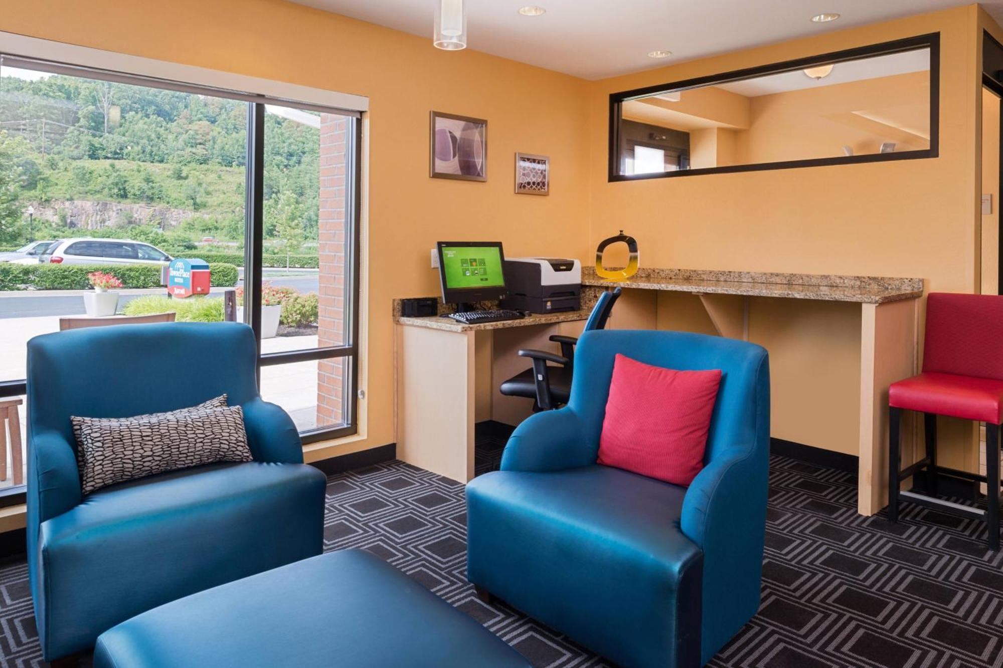 Towneplace Suites Huntington Extérieur photo