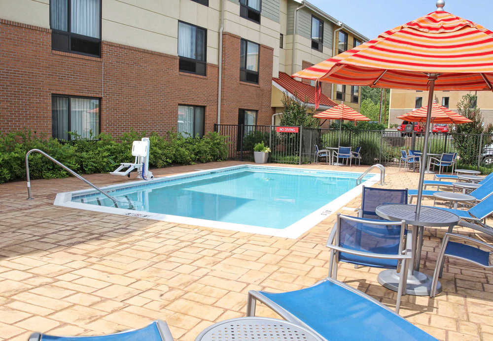 Towneplace Suites Huntington Extérieur photo